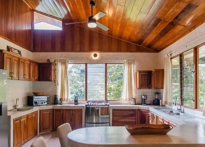 Cozy Casa Pochote - 5 Min Drive To Playa Pelada *